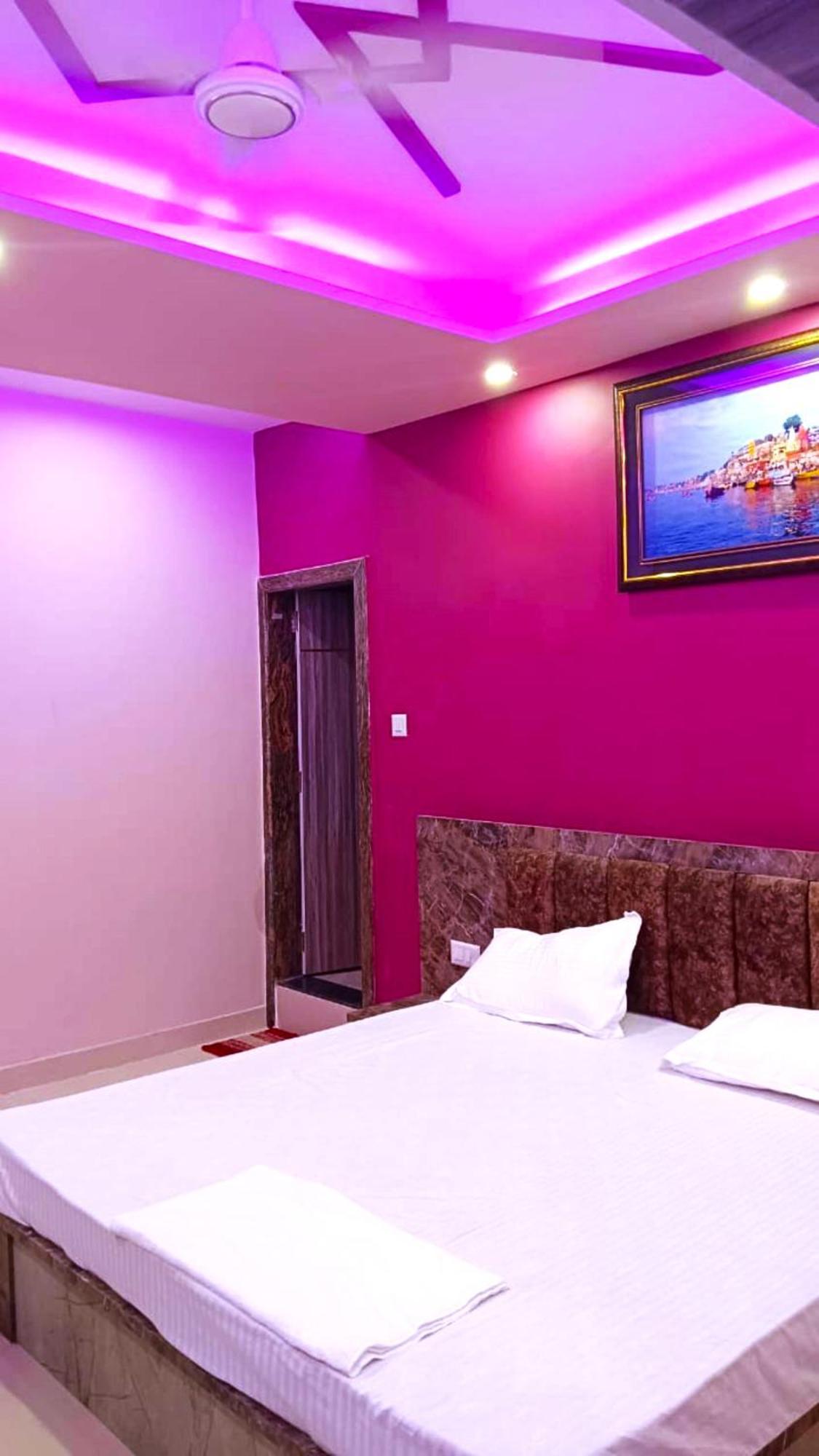 Hotel Kashi Inn Raj Ghat Váránasí Exteriér fotografie