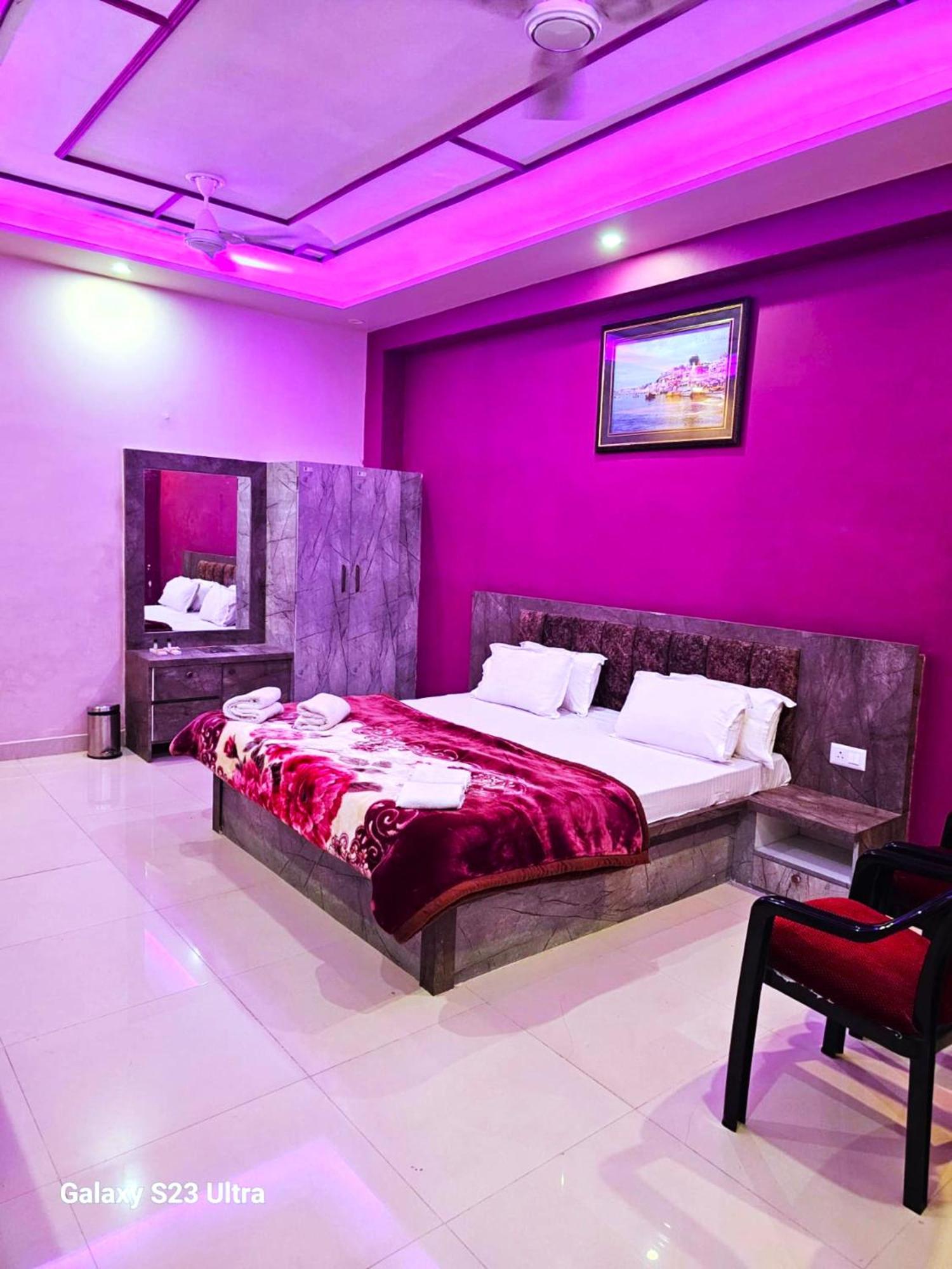 Hotel Kashi Inn Raj Ghat Váránasí Exteriér fotografie