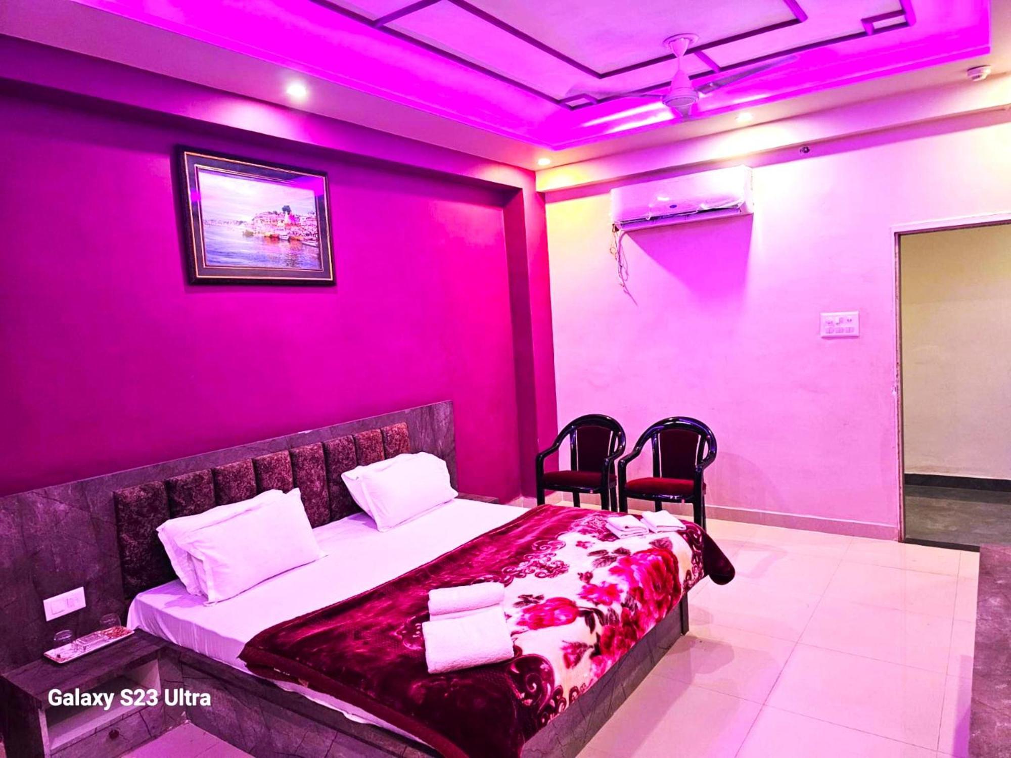 Hotel Kashi Inn Raj Ghat Váránasí Exteriér fotografie